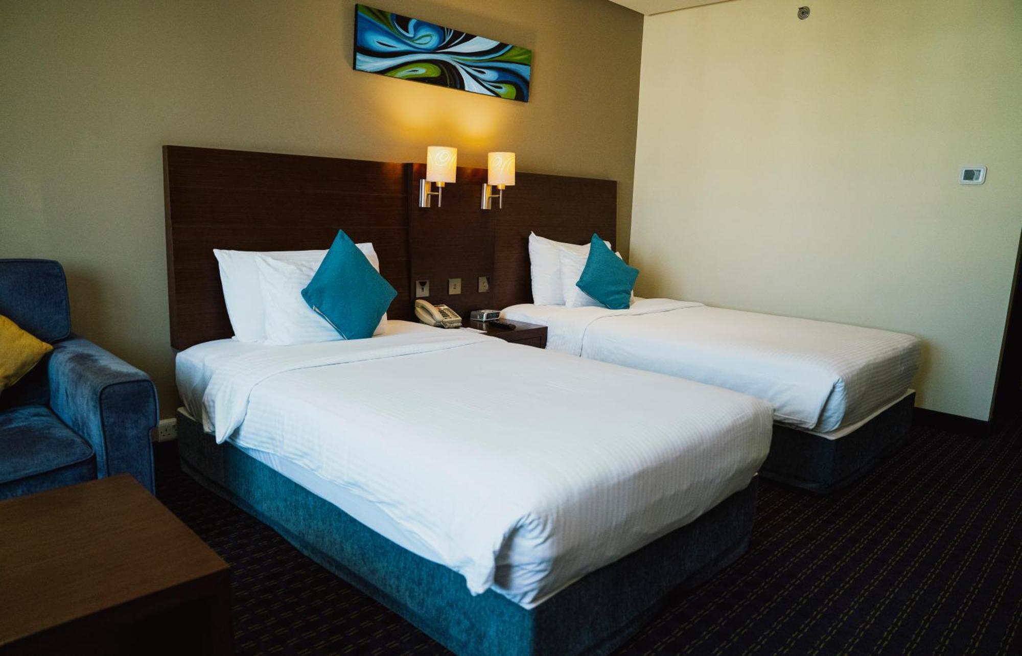 เบสท์เวสเทิร์น พรีเมียร์ มัสกัต Hotel ภายนอก รูปภาพ